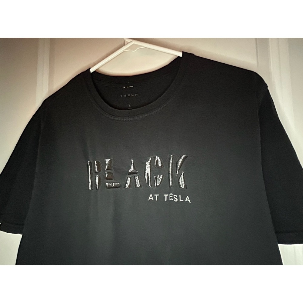Tesla Elon Musk "Black At Tesla" Textured‎ Spell Out T-Shirt Sz Mens Large